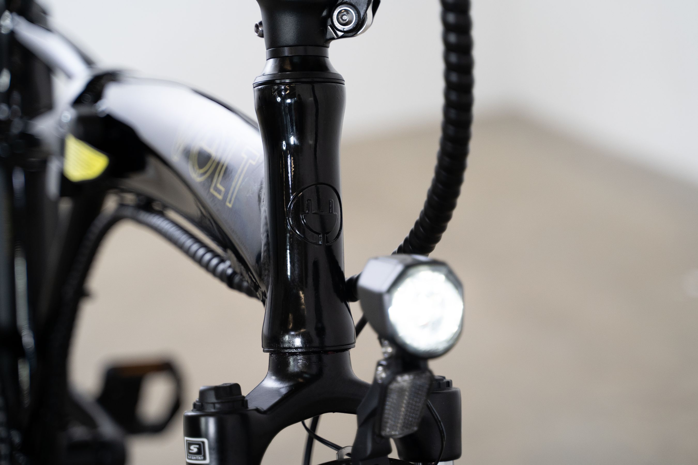Volt Metro E-bike studio photograph