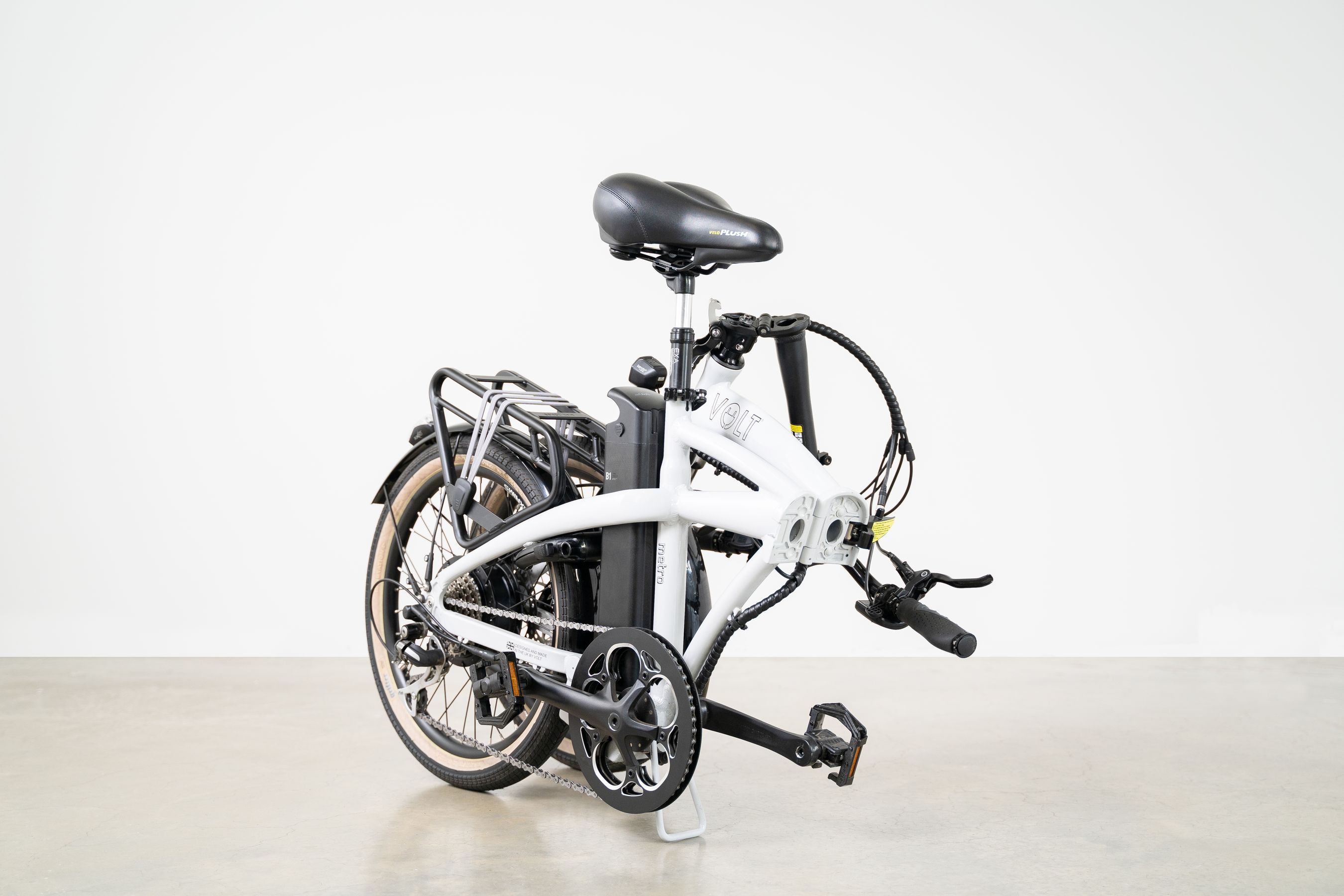 Volt Metro E-bike studio photograph